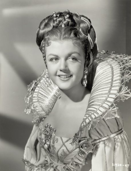 1948 - Nel ruolo di Anna d'Austria ne I Tre Moschettieri