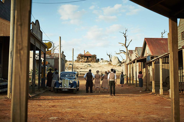 The-Dressmaker-Dungatar