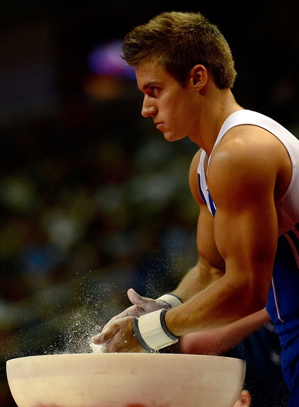Samuel-Mikulak-05