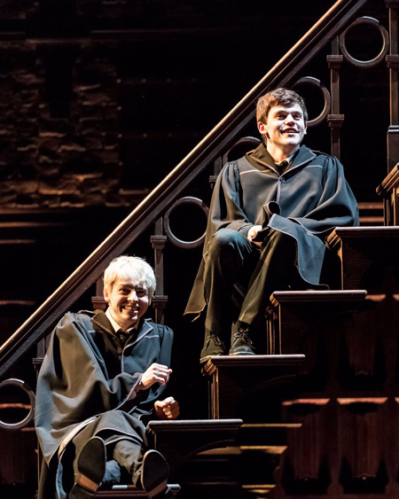 albus-scorpius-staircase
